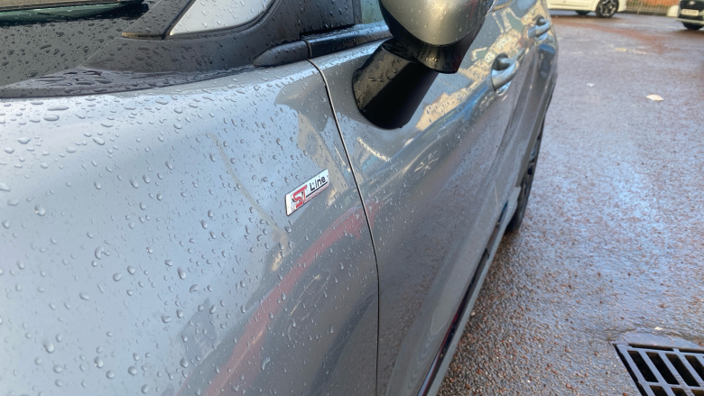 Ford Puma 1.0 EcoBoost Hybrid mHEV ST-Line X 5dr Petrol Hatchback